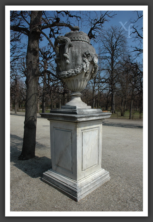 Urne - Schönbrunn, Vienna, Austria